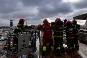 pompieri ISU Arges exercitiu Arges Mall - Mobilizare impresionantă la Argeș Mall! Anunțul ISU