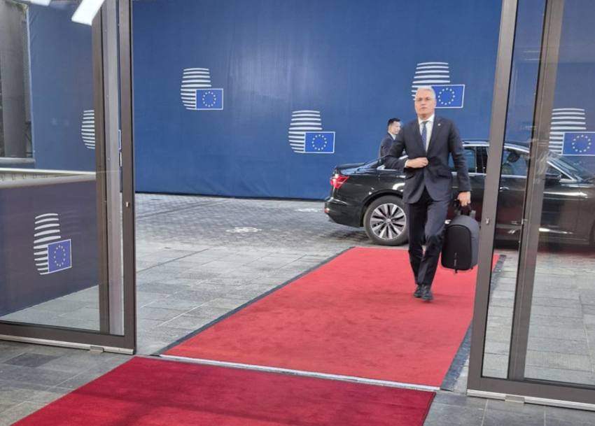 Sursă foto: FB Dragoș Pîslaru.