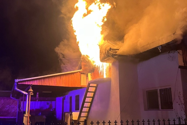 incendiu casă Călinești