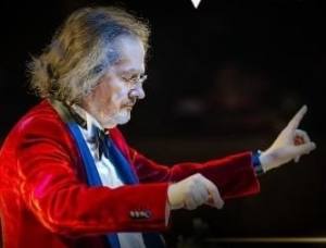 Vunk simfonic, la Filarmonica Pitești pe 5 martie! 1 George Natsis - Vunk simfonic, la Filarmonica Pitești pe 5 martie!