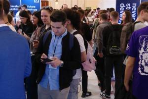 bani angajare tineri