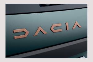 Untitled project 9 - Dacia a dezvăluit numele noului crossover