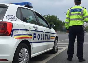 politia romana 0 1 - Gonea prin Stâlpeni cu 105 km/h. Tânăr de 24 de ani lăsat pieton de polițiștii argeșeni