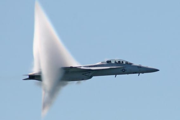 Boom sonic 1 - (VIDEO) De ce la Curtea de Argeș și Vâlcea s-a auzit cel mai rău boom-ul sonic? Ce face speciale aceste orașe