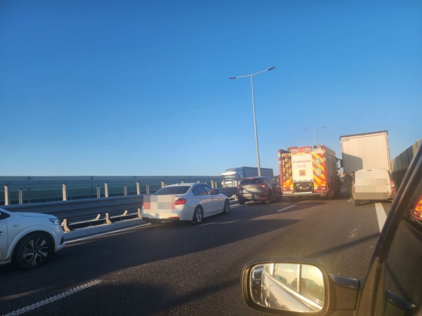 Pompieri pe - Accident cu victimă pe DEx12! Trafic oprit pe sensul Craiova – Pitești