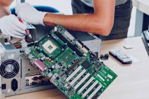 Specialist Suport Hardware