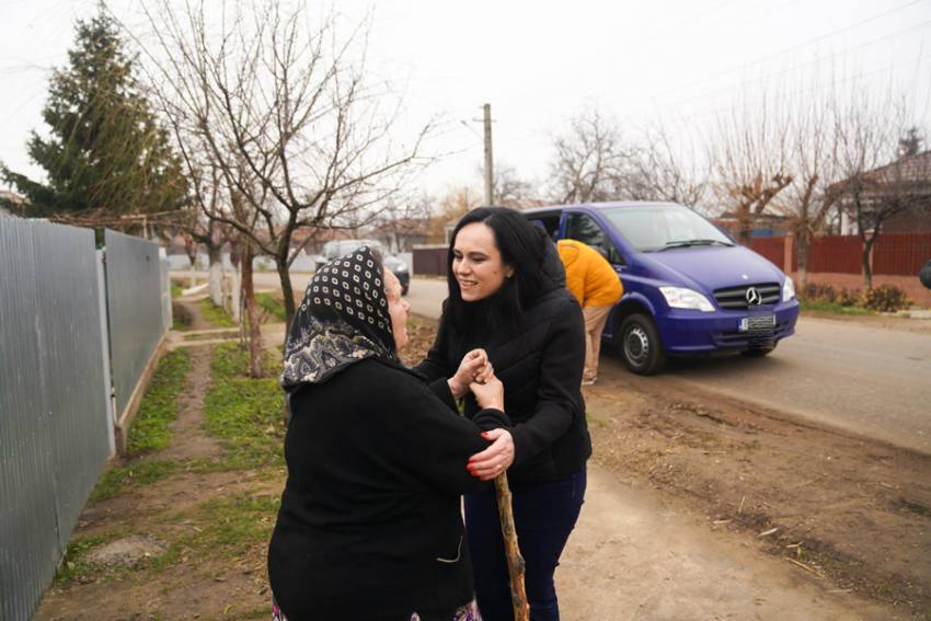 Sursă foto: FB Simona Bucura Oprescu.