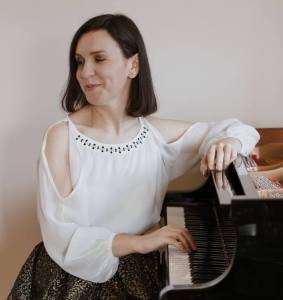 Muzică clasică și comedie pe aceeași scenă? 3 motive să mergi la concertul special de la Filarmonica Pitești 3 Sursă foto: Filarmonica Pitesti