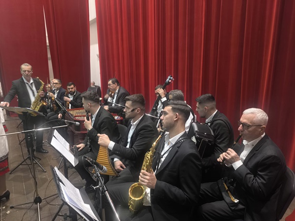 3d235478 64f2 494a b1bb 44147d9a78e5 - Spectacol de suflet, la Bascov! E vremea Pricesnelor…