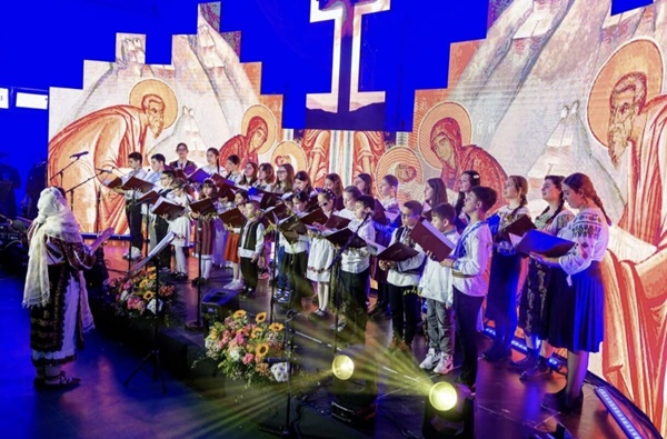 51eca050 2a8a 4527 8430 c533c9bf0ae6 - Spectacol de suflet, la Bascov! E vremea Pricesnelor…