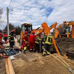 038a36be 9584 4018 b618 87d86e3f8917 - Intervenție de urgență în Bascov! Mal de pământ căzut peste o persoană