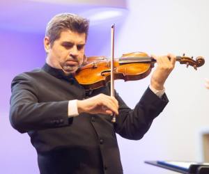 Rermus Azoitei - Violonistul Remus Azoiței și pianistul Mihai Ungureanu, în recital cameral, la Filarmonica Pitești