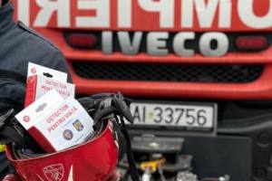 detector fum - 500 de locuințe din Argeș, mai sigure: detectoare de fum montate gratuit