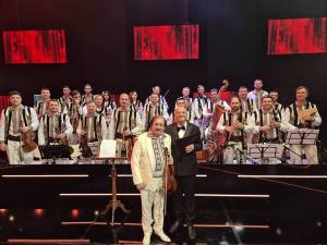 6f3c84b6 34e6 4236 9d29 0681df3e0d15 - Balul Luminilor – o seară a recunoștinței și a valorilor autentice. Două inegalabile personalități ale scenei românești vor deveni membrii de onoare!