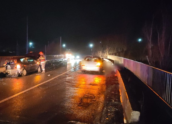 a62f1f4b 558a 4648 ae2b 68dff5e29610 - Accident grav pe DN 73, în zona Bemo. Impact violent între două mașini