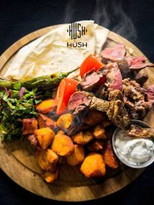 651485013 18227957059308809 7080630361115319560 n - România vs Turcia: Meciul care se trăiește la maximum, la Hush Pitești