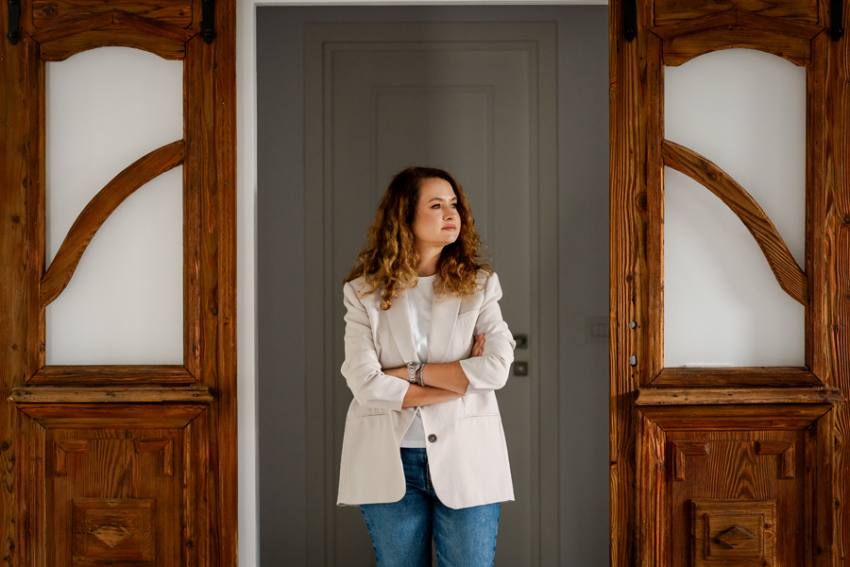 Diana Hideg1 - Diana Hideg. Vocea ta nu trebuie să fie perfectă ca să fie auzită!