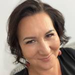 Mirela Ungurenuș: Puterea nu mai este un gest, ci o stare. Nu mai este o reacție, ci o alegere 12 39c9d27d eb87 4278 9938 3f29ebd01861 - Mirela Ungurenuș: Puterea nu mai este un gest, ci o stare. Nu mai este o reacție, ci o alegere