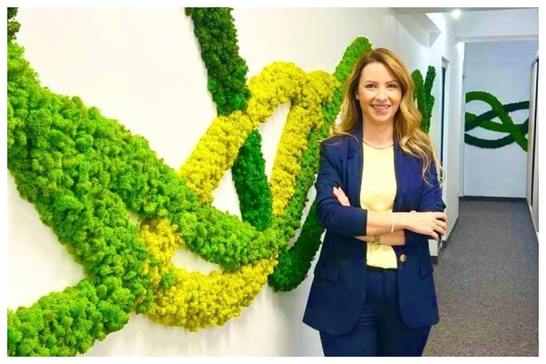 BeFunky collage 39 - Monica Berechet: Nu aș negocia niciodată autenticitatea!