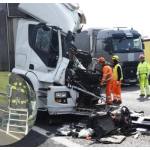 BeFunky collage 43 - Accident grav pe autostrada A4 din Italia! Un șofer român de TIR și-a pierdut viața