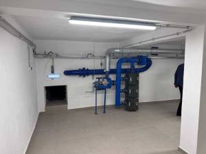 Investiții majore la „Ion Pillat”: Va deveni subsolul 1 dintre cele mai moderne adăposturi din Pitești? 2 Sursă foto: FB Cristian Gentea.