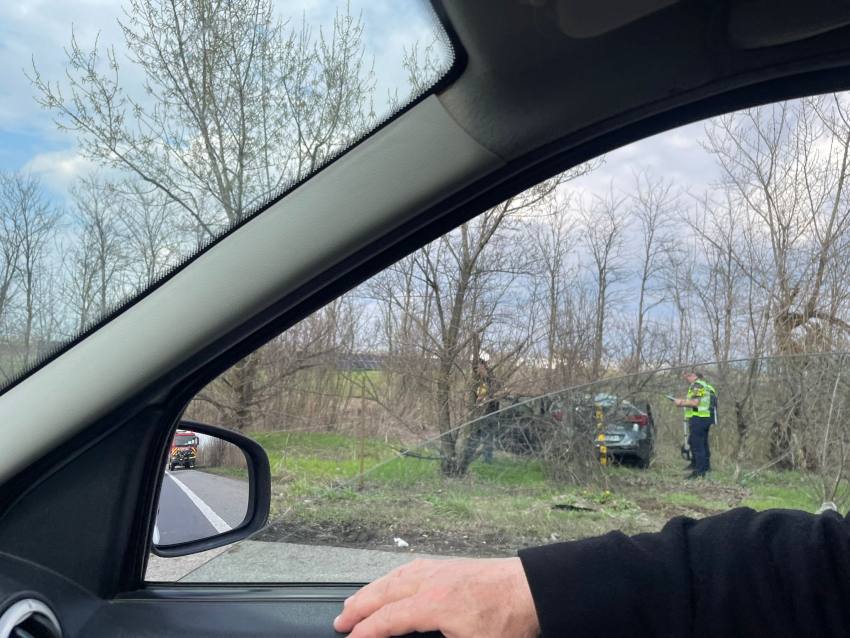 Accident pe A1 București-Pitești! Impact violent între două mașini, trafic îngreunat 1 WhatsApp Image 2026 04 04 at 16.19.19 - Accident pe A1 București-Pitești! Impact violent între două mașini, trafic îngreunat
