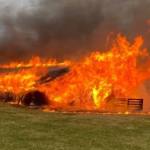 ACUM: Flăcări puternice în Argeș! Incendiu izbucnit la o locuință 10 incendiu puternic locuință curte