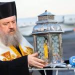 Ce se întâmplă dacă nu ajunge Sfânta Lumină de la Ierusalim? 11 Sursă foto: patriarhia.ro.