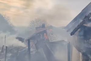 incendiu case hunedoara