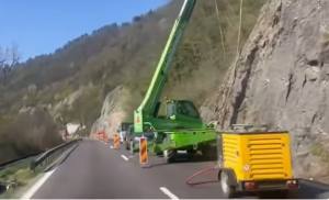 cats - (VIDEO) Atenție, șoferi! S-au reluat lucrările pe DN 7