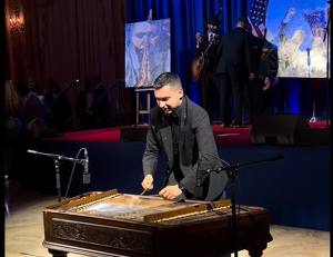 cats 3 - Țambalul lui Cătălin Iancu, la reședința lui Donald Trump. Artistul argeșean a făcut senzație la „We The People Gala”