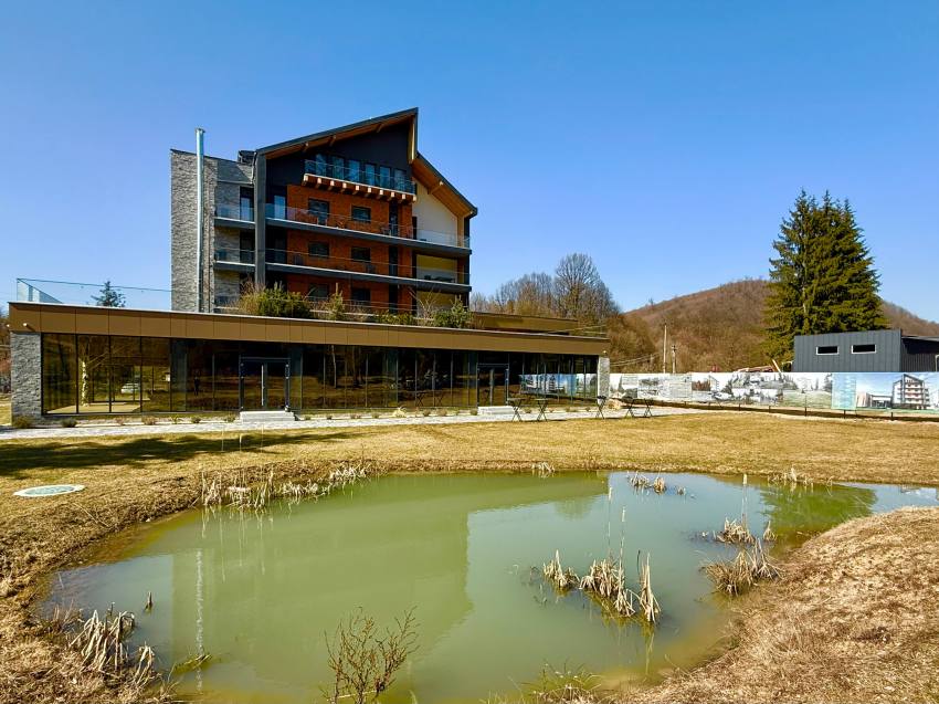 Hotel Bughea Bai 38 - S-a inaugurat Hotel Bughea Băi – un nou reper turistic de 4*** în zona Muscelului