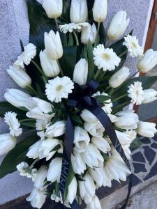 675562696 1583999583730186 1146567143498972004 n - Cristian Gentea îi invită pe piteșteni să viziteze expoziția pictorului Ion Pacea