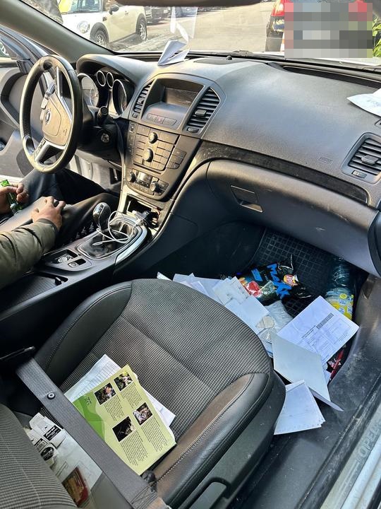 whatsapp image 2026 04 23 at 11 50 02 - Somnul de frumusețe l-a costat scump: Prins de poliție în timp ce dormea în mașina pe care voia să o jefuiască