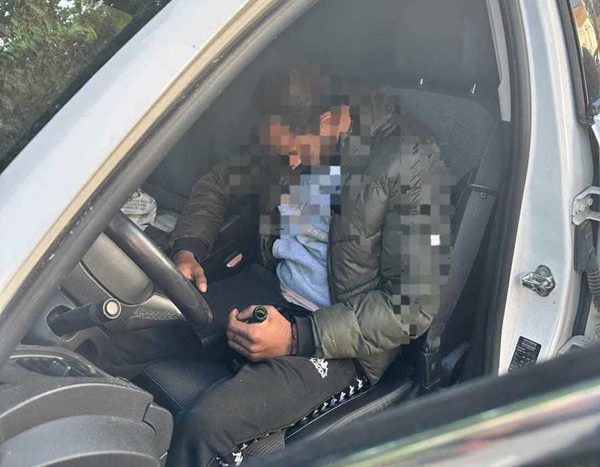 whatsapp image 2026 04 23 at 11 50 21 - Somnul de frumusețe l-a costat scump: Prins de poliție în timp ce dormea în mașina pe care voia să o jefuiască
