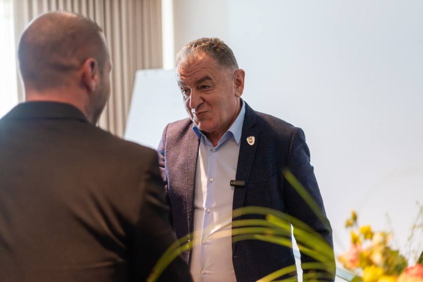 Pitești model piețe