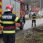 pompieri zona izolata gaze