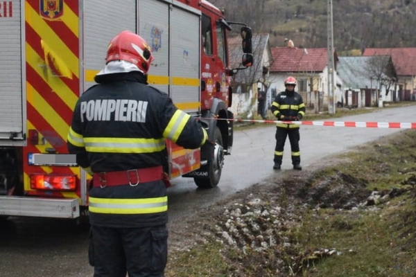 pompieri zona izolata gaze