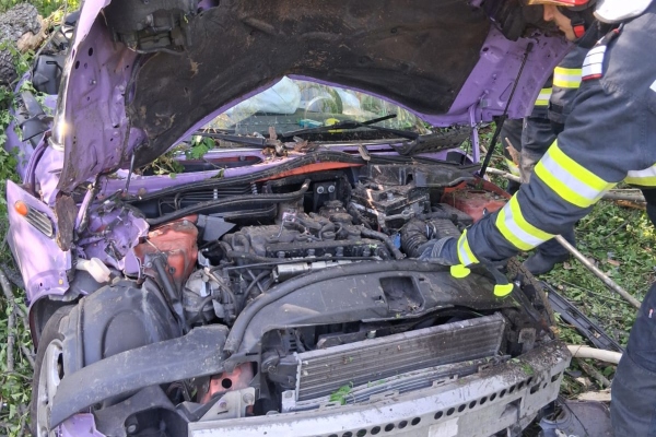 accident mortal giurgiu mașină copac