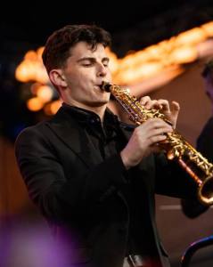 Claudiu Sutu - Un saxofonist și un violoncelist, soliștii concertului de joi de la Filarmonica Pitești