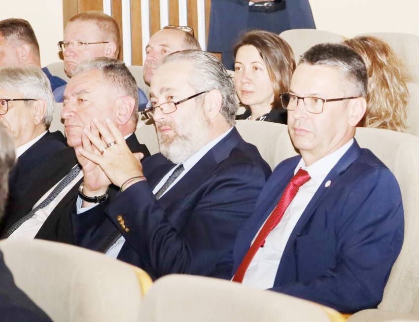 marele maestru - Președintele CNAS - mesaj ferm despre reformarea sistemului de sănătate