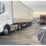 BeFunky collage 89 - Accident pe A1! Trafic îngreunat după ce un autotren a ajuns pe sensul opus