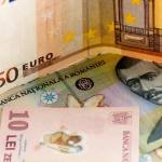 cats - Criza politică lovește leul: euro a atins cel mai mare nivel din istorie