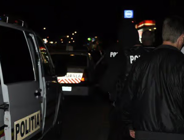 cats - Incident grav într-un local din Pitești. Profesoară lovită de tatăl unui elev