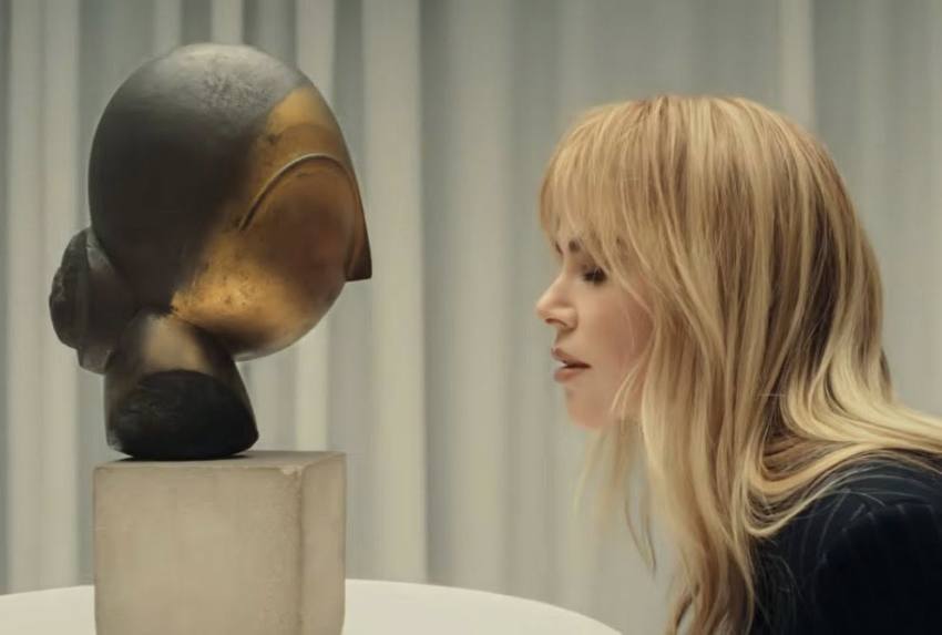 698939128 36751900611076186 3583449996492771560 n - Nicole Kidman, fascinată de sculptura „Danaïde” a lui Constantin Brâncuși