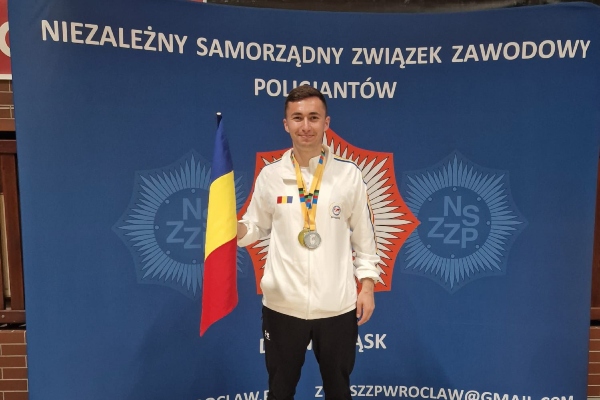 Ștefan Tonghioiu pompier Argeș