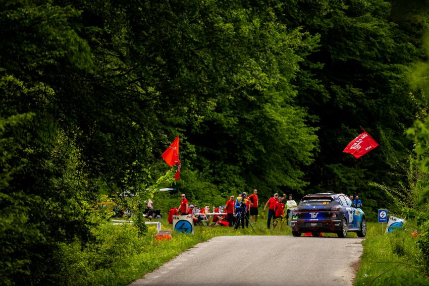 Atmosfera resize - 0,5 secunde au decis învingătorii la Raliul Argeșului powered by Citroën 2026