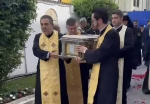 ec1535ae 3e7b 4a11 a0eb 8a537bd7202e - Moaștele Sfintei Mironosițe Maria Magdalena au ajuns la Pitești