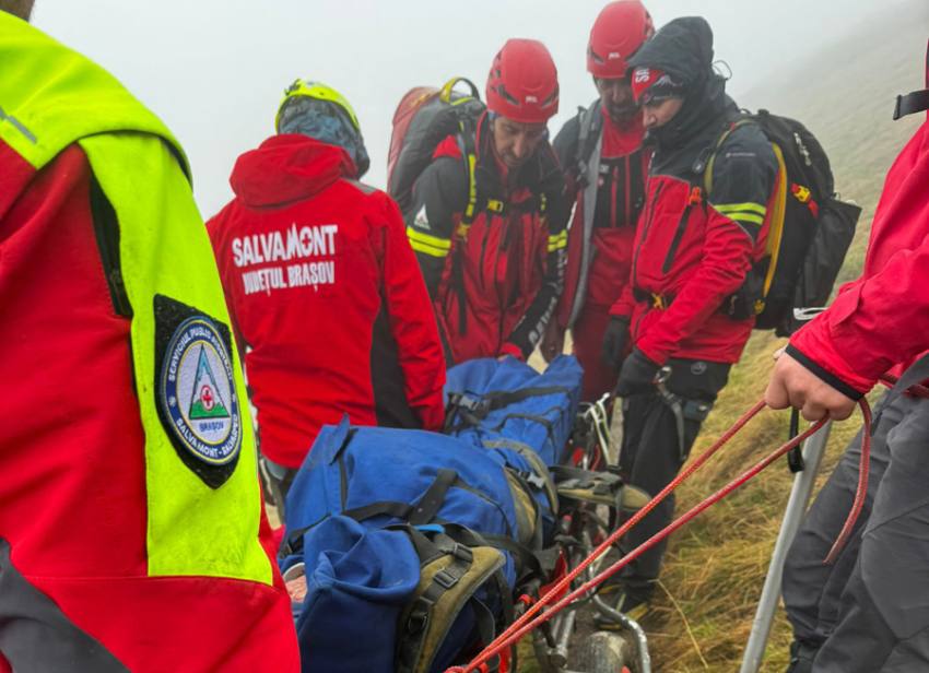 salvamont bucegi2 - Accident grav la „Transilvania 100” în Bucegi: operațiune de salvare în desfășurare în zona Mălăiești