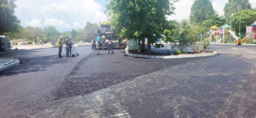 1 asfaltare GM 1 - G&M Road Building Engineering SRL - Construcții durabile, soluții eficiente